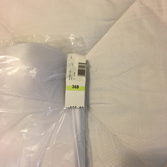 Bra - Picture 2 of 3